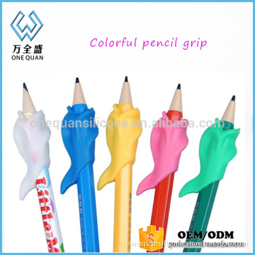 Wholesale 2017 silicone left handed triangle pencil grips
